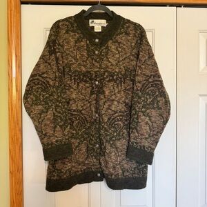 Whortleberry Scotland Women's Wool Sweater